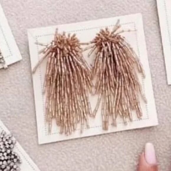 Stella & Dot Champagne Firework Earrings - Picture 2 of 8